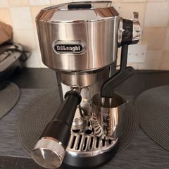 DeLonghi Dedica Maestro EC950M coffee machine