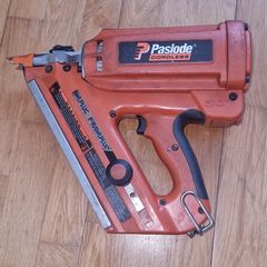 paslode im350 nail gun