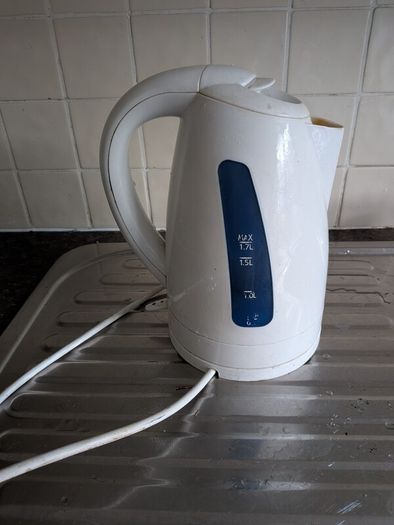 electric kettle