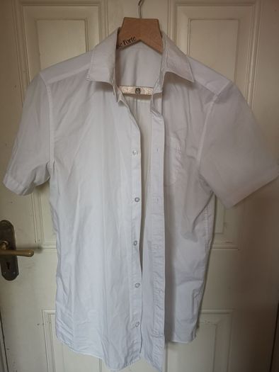 Two F and F uniform white shirt short sleeved white aged 15 to 16 years
