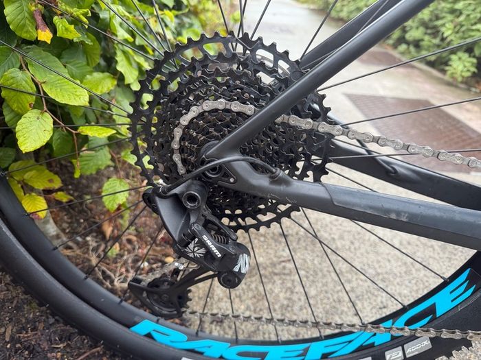 Canyon Exceed Full Carbon