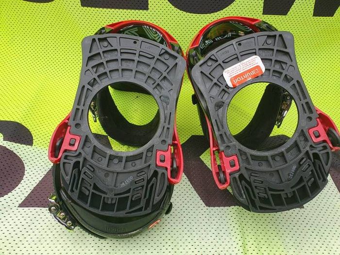 Burton snowboard bindings