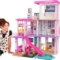Barbies dream house