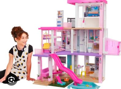 Barbies dream house