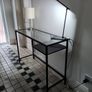 Glass table Image 3