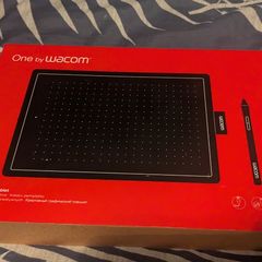 Wacom  Medium Drawing Table