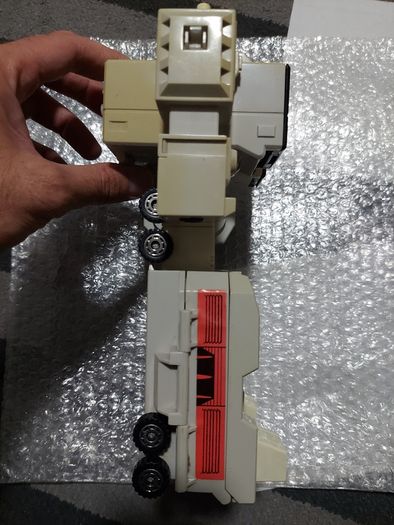 Transformer G1  Metroplex