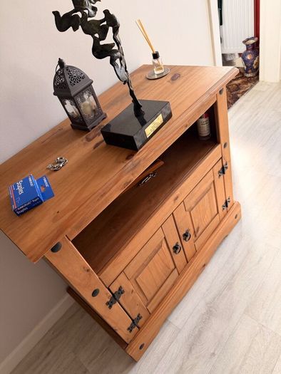 Solid Pine Cabinet-800mm (W) x 780mm (H)