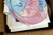 Gender reveal decorations