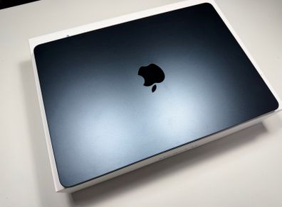 Apple Macbook Air