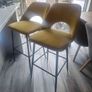 bar stool Image 3