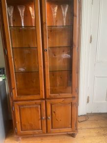 display cabinet