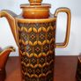 Hornsea Heirloom tea pot and coffee pot Image 5