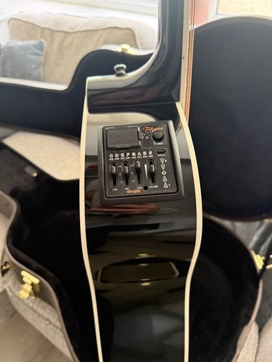 Takamine EF341SC Acoustic Guitar