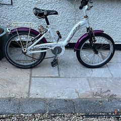 Girls Bike - 5-8yrs