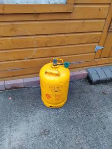 gas cylinder