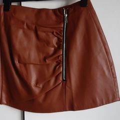 brown skirt