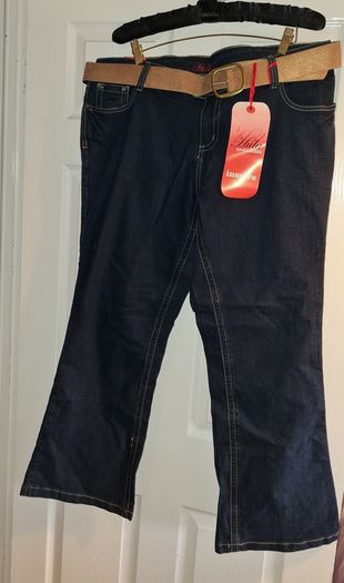 PLUS SIZE (20) New Look Hula Jeans. New