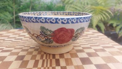 Beautiful Nicholas Mosse Medium Bowl in the Popular but Discontinued Kilfane Rose Pattern, Circa 1996-2004