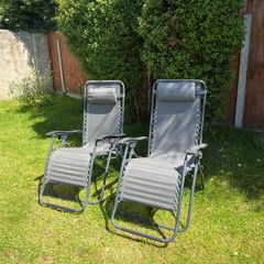 Garden recliner chairs