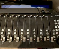 Icon Platform M+