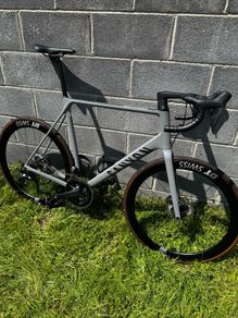 Canyon Ultimate CF SL 8 Disc Aero