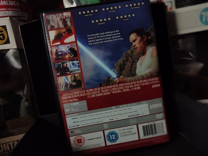 Star Wars: The Last Jedi ! DVD ! 2018 ! Carrie Fisher ! Disney !