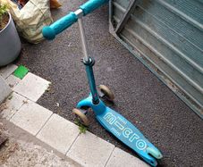 Micro mini scooter