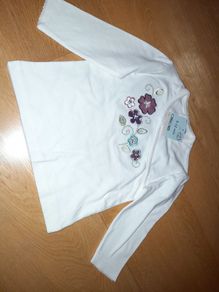Brand new baby's top, age 9-12 months