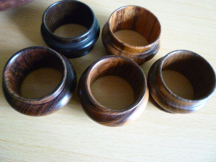 Wooden Napkin Ring holders-set Of 5 Vintage With Storage Box