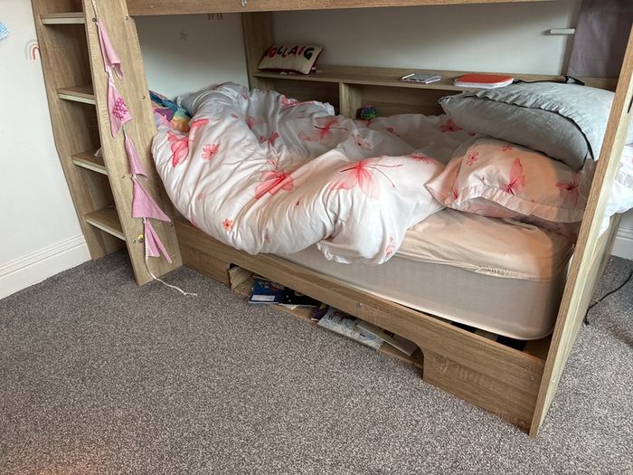 bunk bed