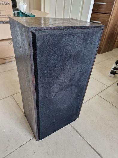 Sanyo Speaker Model HF-166 18.5 x 10 x 7 inch