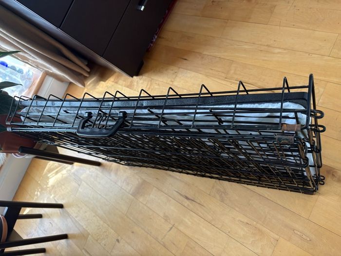 Dog crate with foam mattress
