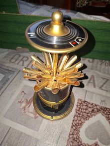 Vintage 50s pop-up or expanding Carousel Cigarett Dispenser Postage Available or collection