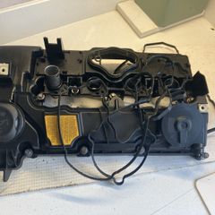 BMW E90 Rocker Cover (with new gasket)