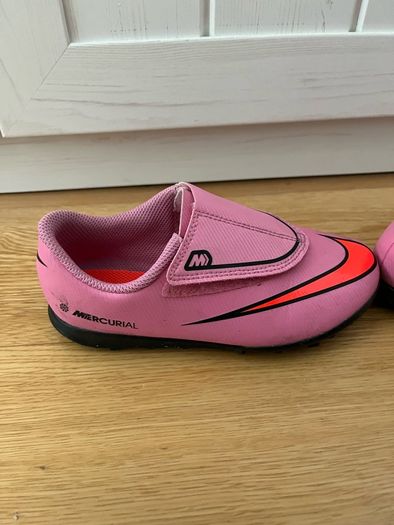 Nike Mercurial Astro runners