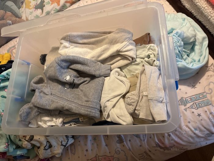 box baby clothes 0-3