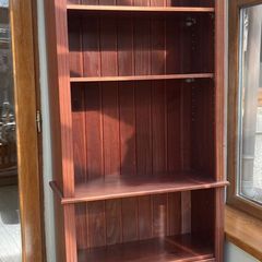 FREE Shelving Unit