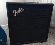Fender Rumble LT25 bass amp