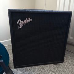 Fender Rumble LT25 bass amp
