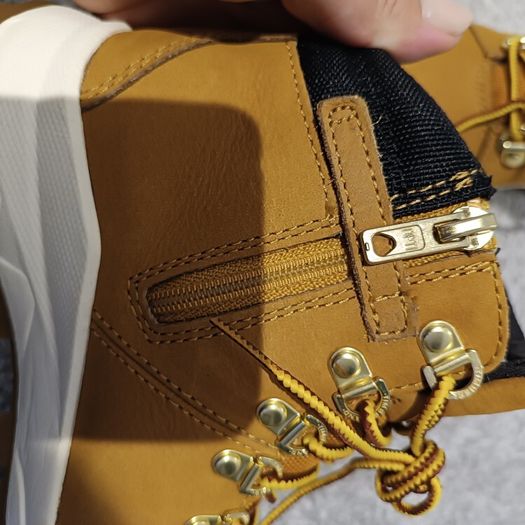 Timberland boots UK 13 EU32