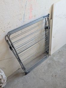 clothes horse