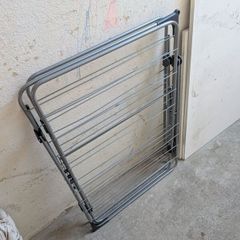 clothes horse
