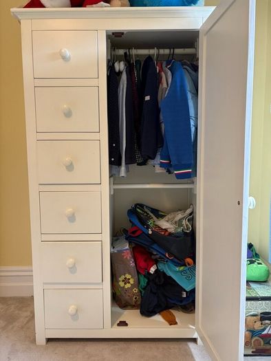 Kids Wardrobe & Chest of Drawers