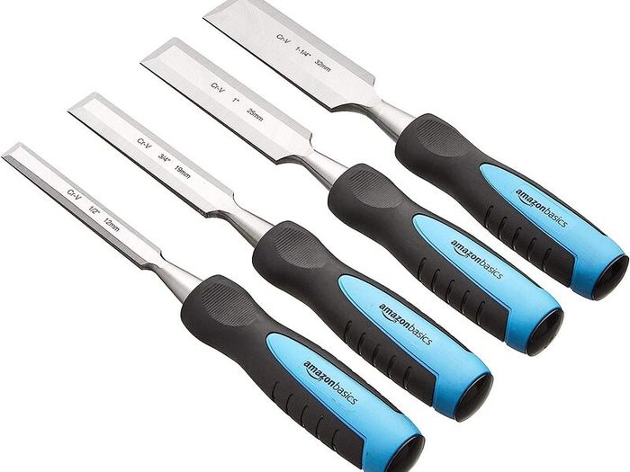 4 Piece Sturdy Chrome Vanadium Steel Woodworking Wood Chisel Set (13mm - 32mm), Plastic Handles with Carry Pouch
