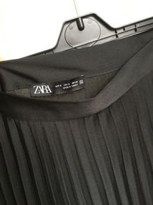 Zara Black pleated skirt size S / worn once