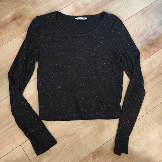 Black Cropped Top