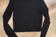 Black Cropped Top
