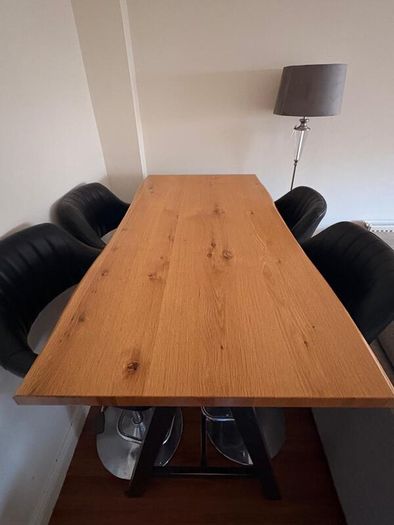 High table with 4 stools