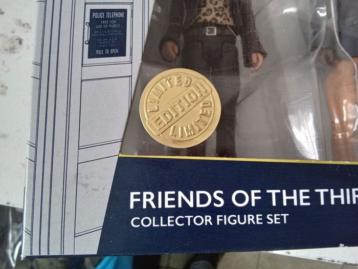 Doctor Who set  Friends of the thirteenth Doctor  NEW
